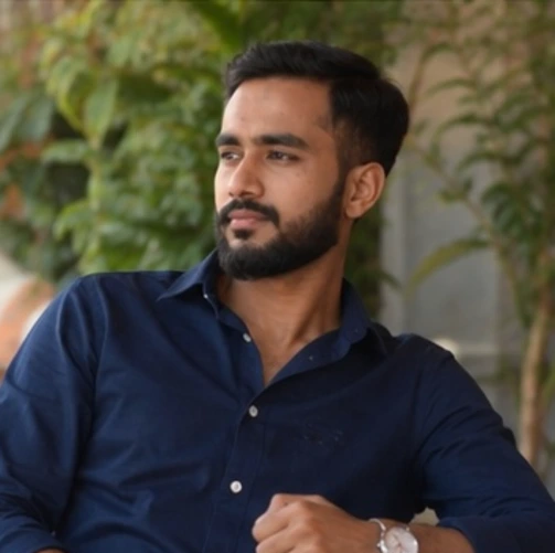 Abhi Solanki - Founder